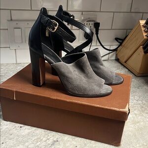 Coach Lucille Black and Gray Heeled Sandals Women’s Size 9